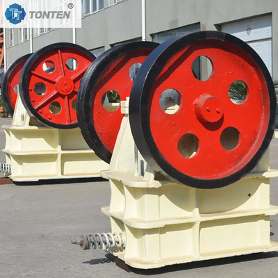 PE600x900 돌 분쇄기 100t / h 턱 분쇄기 돌 돌